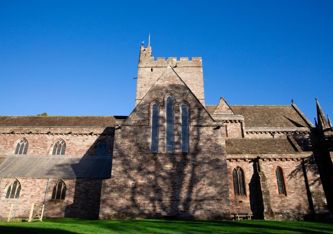 Castell Madoc Cottages Lower Chapel Buitenkant foto