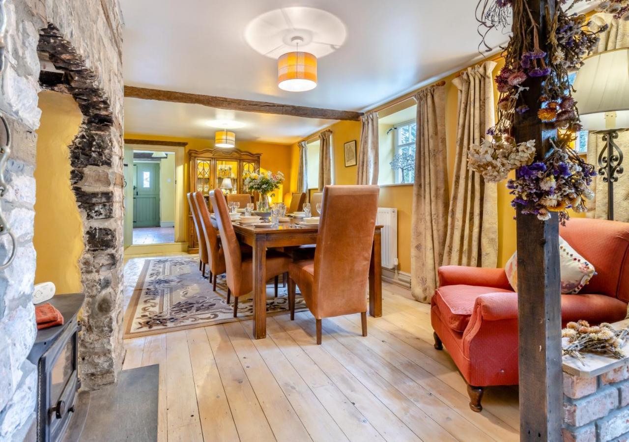 Castell Madoc Cottages Lower Chapel Buitenkant foto