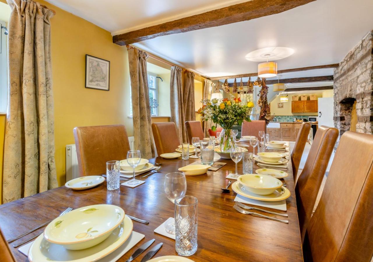 Castell Madoc Cottages Lower Chapel Buitenkant foto